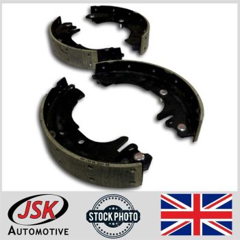 Type 2 Rear Brake Shoe Set of 4 to Suit Mahindra Goa Scorpio 2.5 Bolero