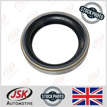 Crankshaft Timing Oil Seal for Mercedes-Benz OM314 OM352 OM353 Engines